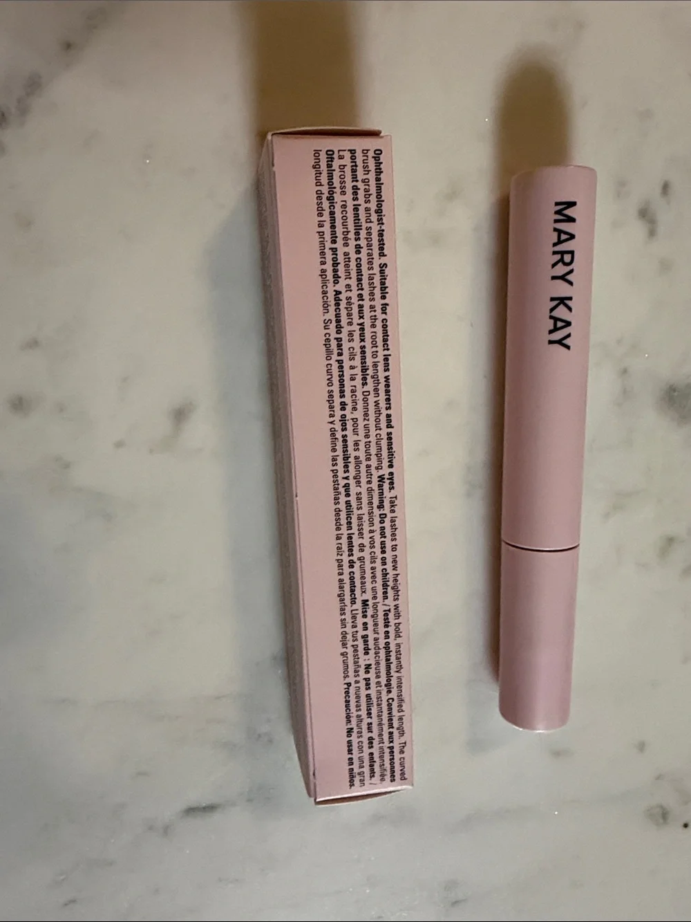 Mary Kay Great Heights Mascara — black